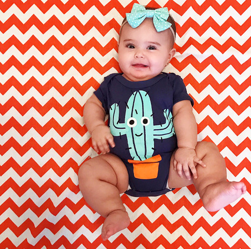 Picture of Face, Head, Person, Photography, Portrait, T-Shirt, Baby, Accessories, Sunglasses, Finger