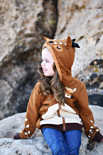 Picture of Coat, Jacket, Hood, Hat, Hoodie, Sweater, Sweatshirt, Pants, Person, Portrait