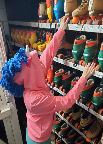 Picture of Person, Shoe, Sneaker with text 5 5-12 5-13 6 5-19 5-20 6-3.