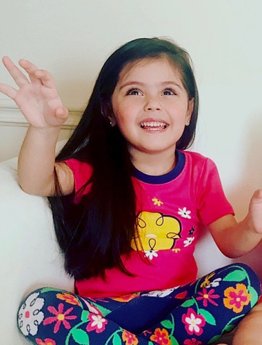 Picture of Face, Head, Person, Child, Female, Girl, Smile, Portrait, Dimples