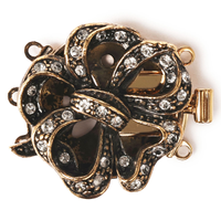 Claspgarten Filigree Bow Box Push Clasp with Swarovski Crystals | 21mm | 3-Strand | Real 23k Gold Plated