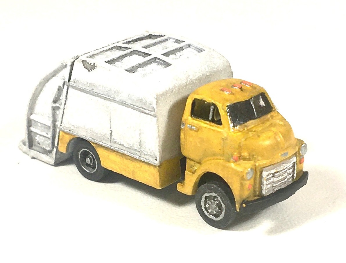 86 N Scale 70's GMC 9500 Short Hood truck Kit by Showcase Miniatures 